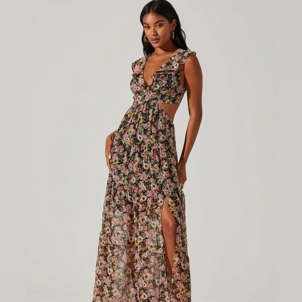 ASTR THE LABEL- Floral Ruffle Cutout Maxi Dress
